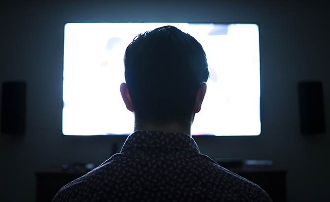 New Research on TV Binge-Watching Behaviors – Department of Communication  Arts – UW–Madison